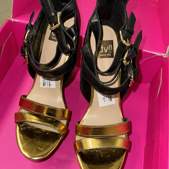 BRAND NEW Women’s Dolce Vita Heels - Picture 2 of 8
